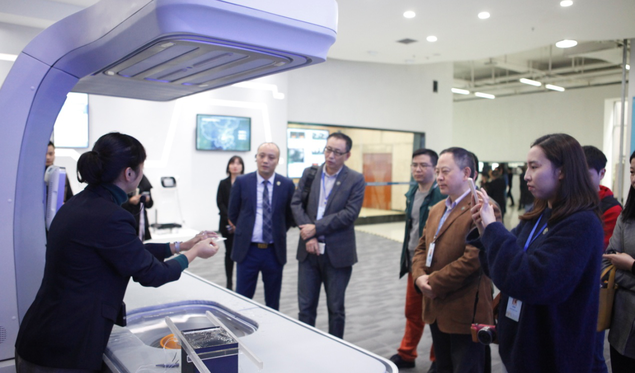 重醫(yī)校友會搭建交流合作平臺 助力聚焦超聲治療技術(shù)推廣